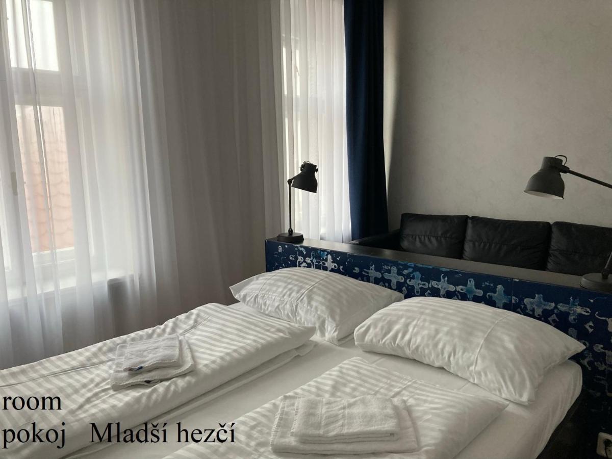 Besidka Hotel Slavonice Buitenkant foto