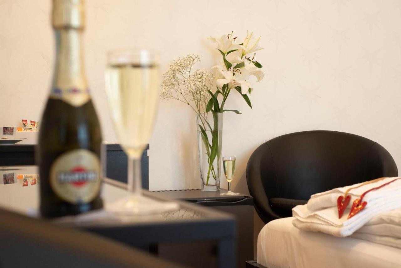 Besidka Hotel Slavonice Buitenkant foto