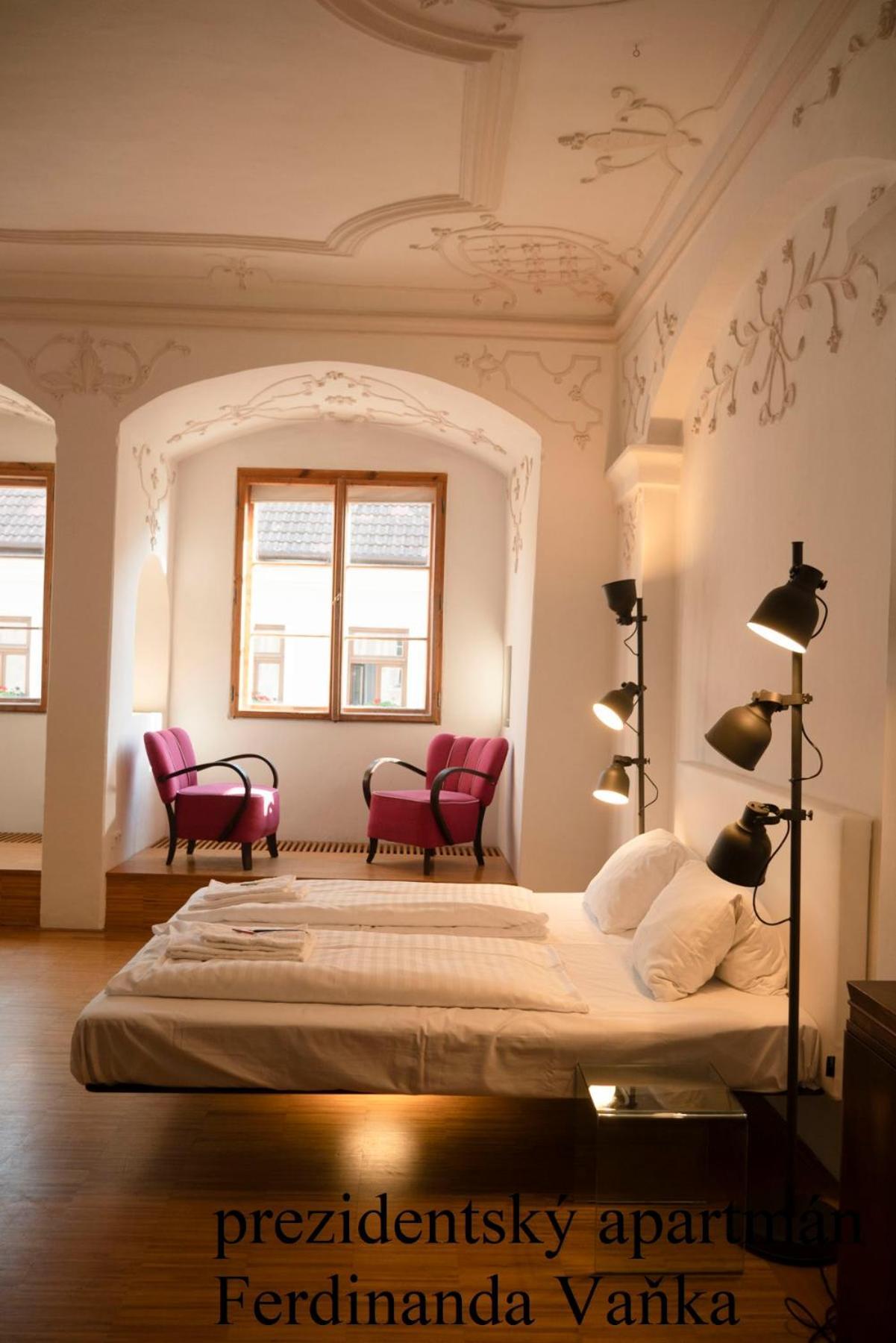 Besidka Hotel Slavonice Buitenkant foto